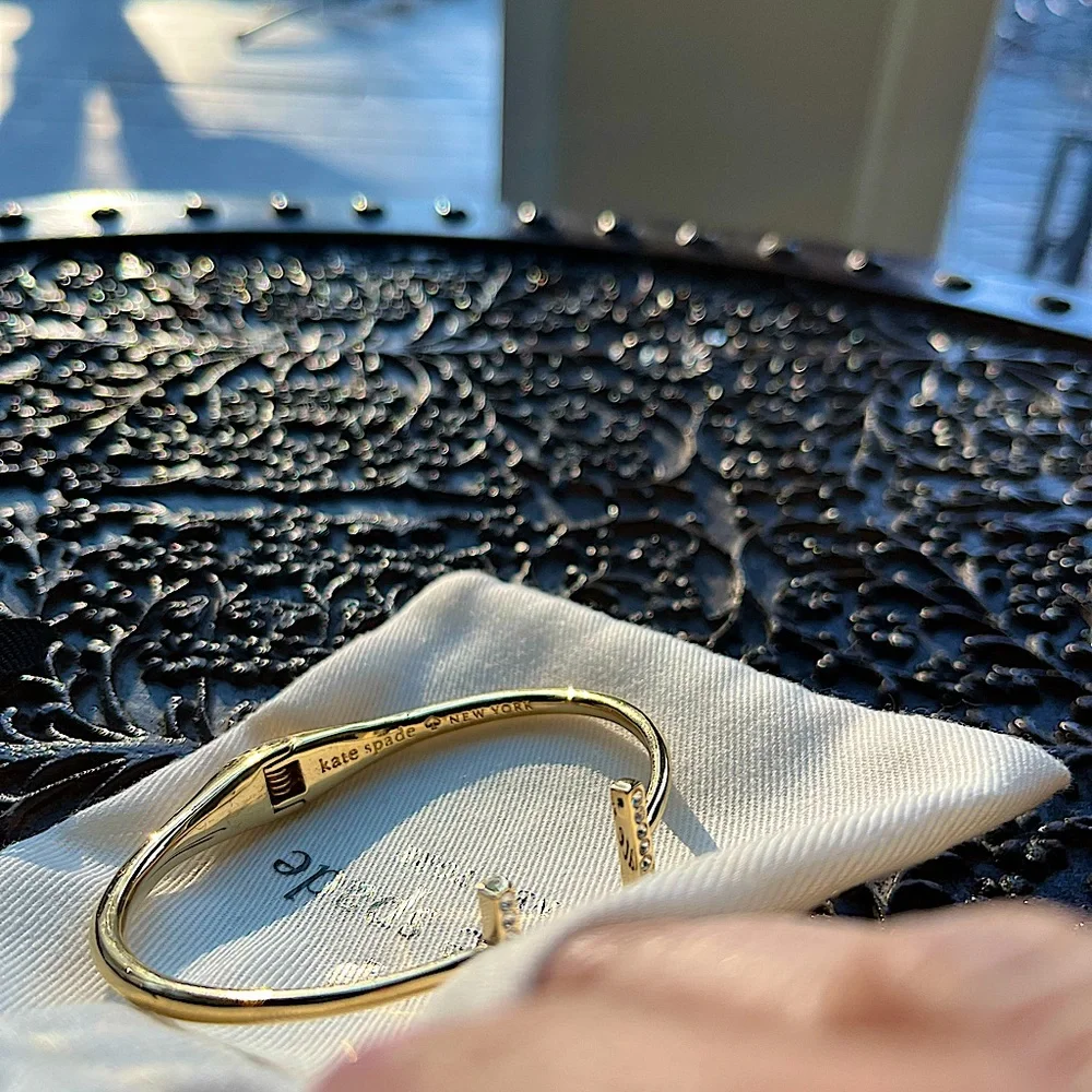 NEW KATE SPADE DAINTY SPARKLERS CRYSTAL BAR CUFF BRACELET - Picture 3 of 4